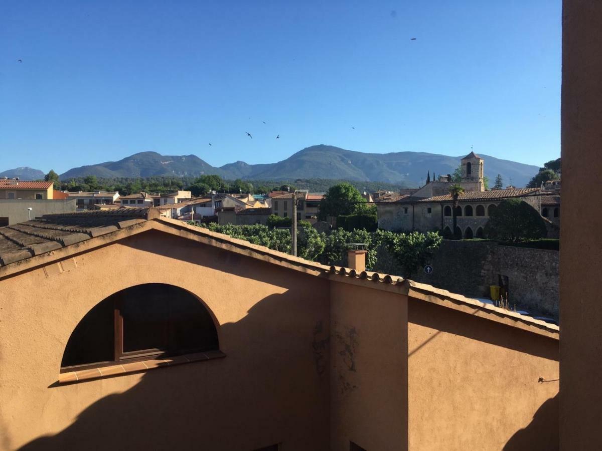 Apartament Besalu Daire Dış mekan fotoğraf