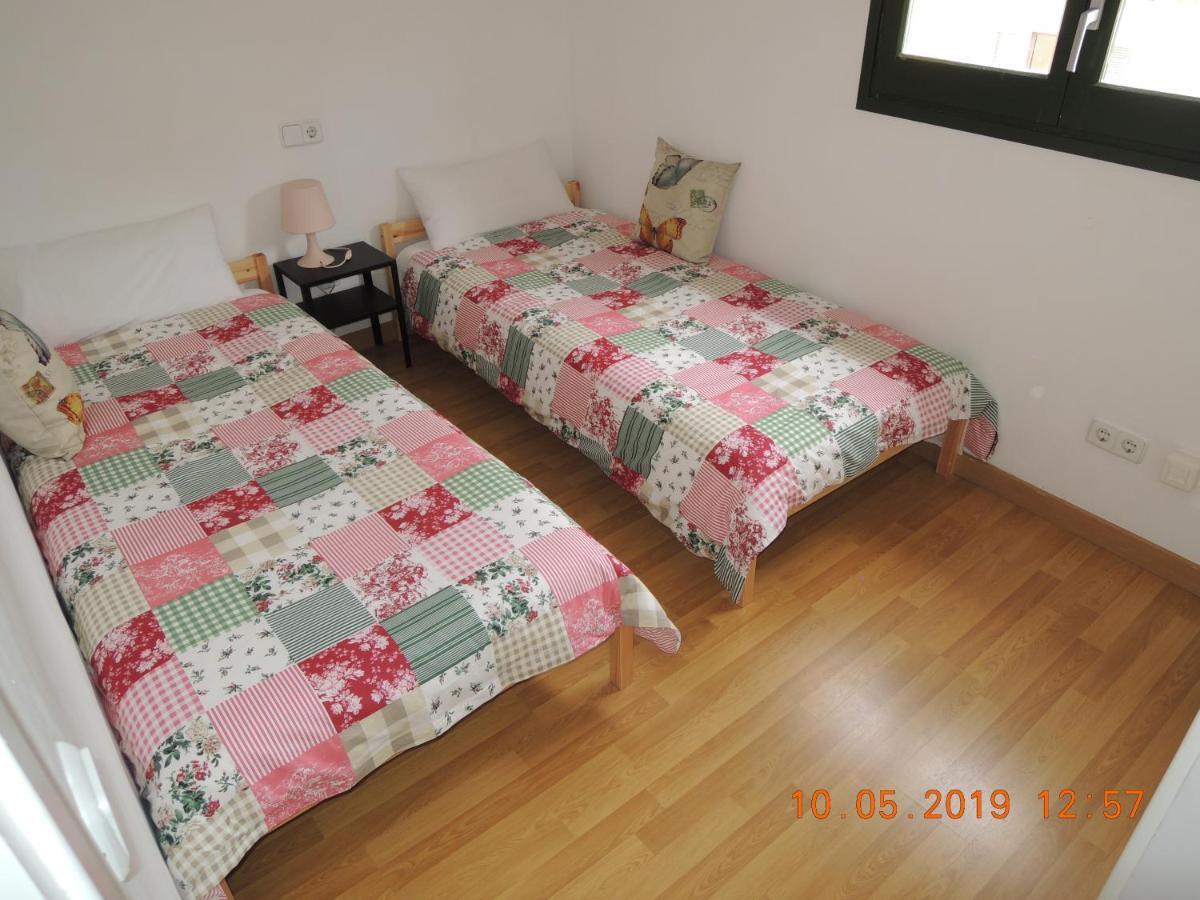 Apartament Besalu Daire Dış mekan fotoğraf